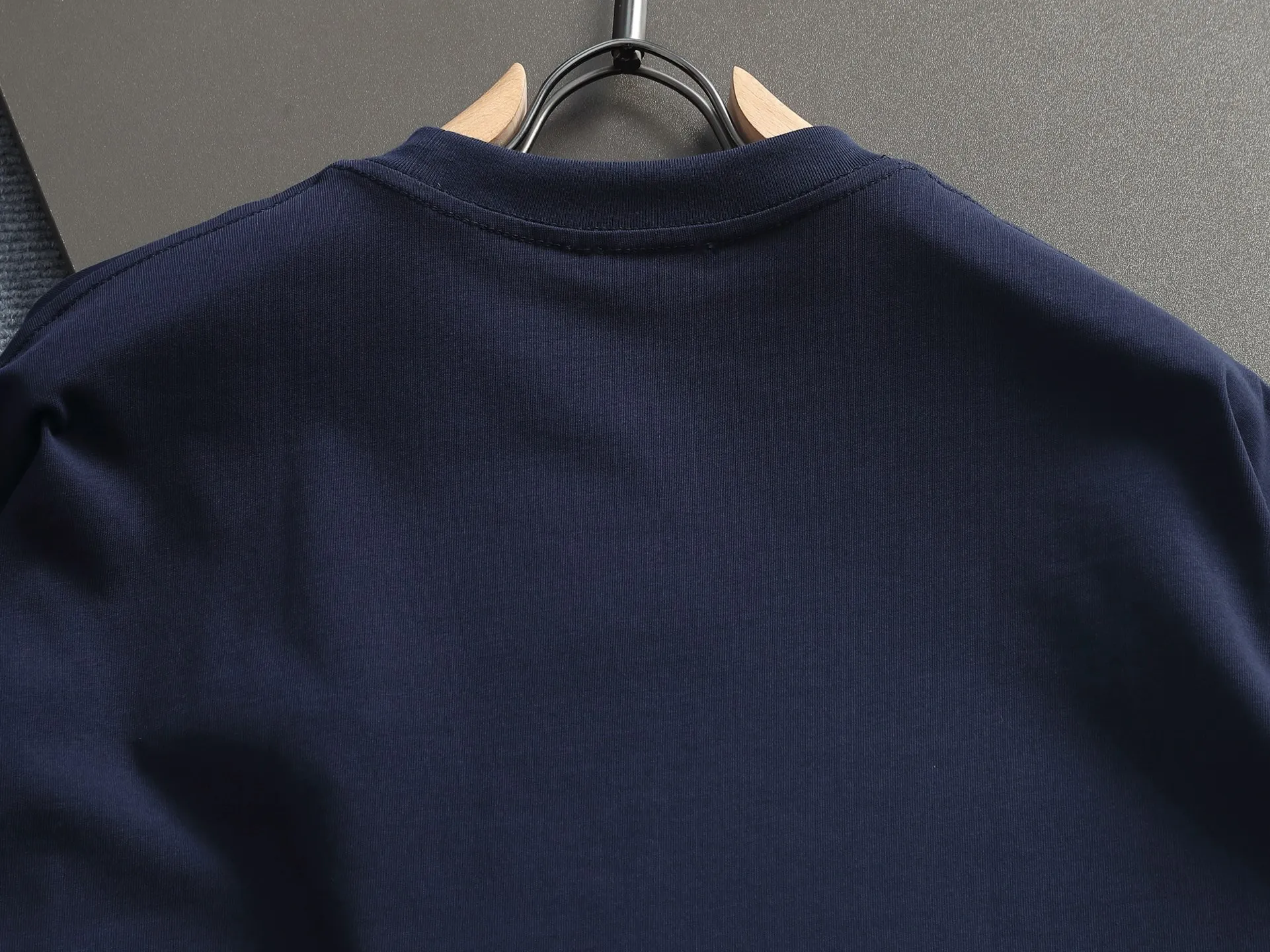 2026 New Arrival Same Style👫 T ， ！ ， ， logo ！ ， Versatile， ， ！ ！ Classic Versatile T ， logo ！ ！ Quality ， ！！ ：Black Green Royal Blue White Size：XS S M L
